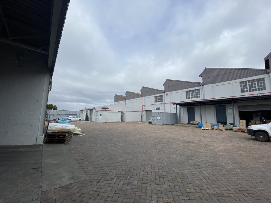 To Let commercial Property for Rent in Maitland Western Cape